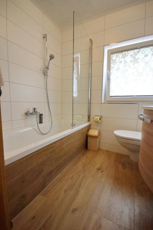 Appartements Waldruh 아첸키르흐 객실 사진